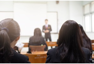 ★企業研修講師としての開業も★